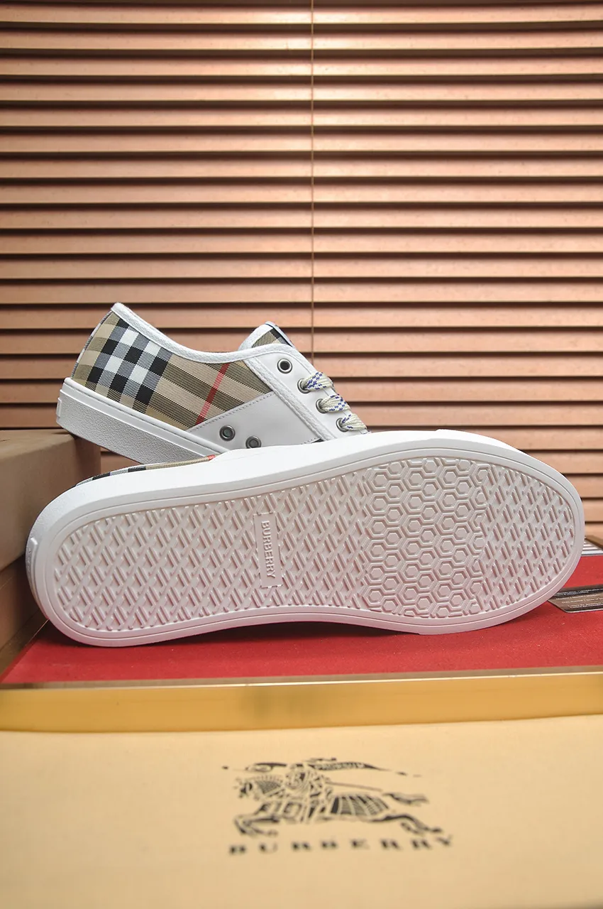 Men's shoes💰460💶【Burberry】Classic low-top sneakers｜Imported cowhide with classic plaid fabric｜Cow leather lining｜Original outsole｜Fine workmanship and comfortable to wear Size: 38-44 (customized at 45)